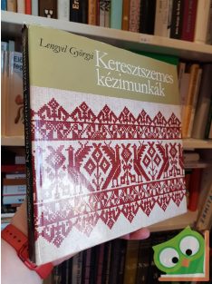 Lengyel Györgyi: Keresztszemes kézimunkák