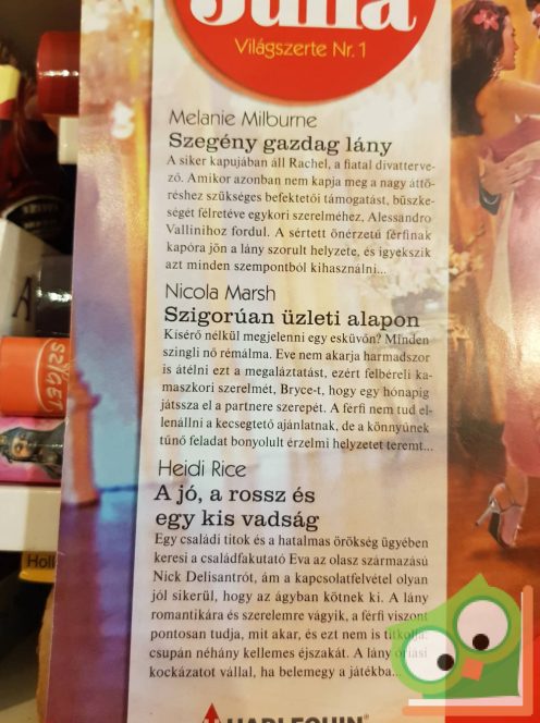 Arany Júlia 32. szám 2014