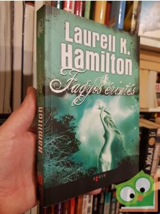 Laurell K. Hamilton: Fagyos érintés (Merry Gentry 6.)