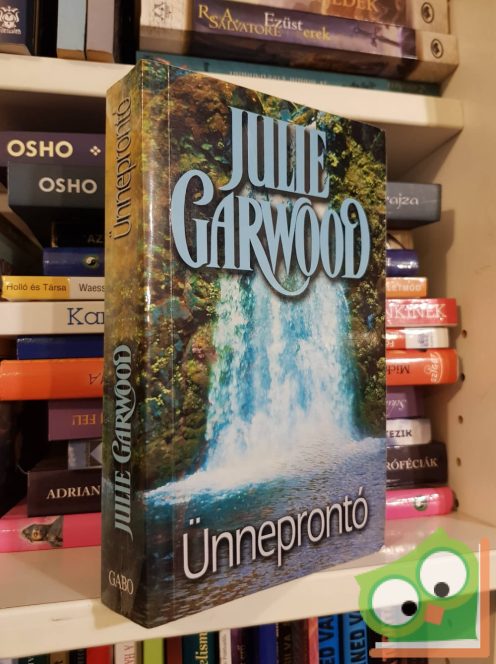 Julie Garwood: Ünneprontó (Buchanan/FBI 3.)